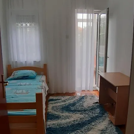 Apartamento Ljubovic F *