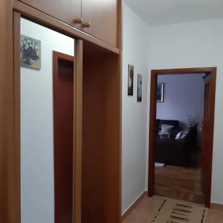 Апартаменты Ljubovic F Подгорица
